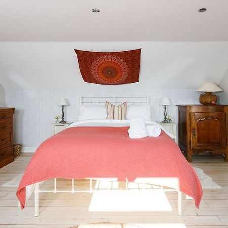 Woodfield Wellbeing Appartement Oving Buitenkant foto