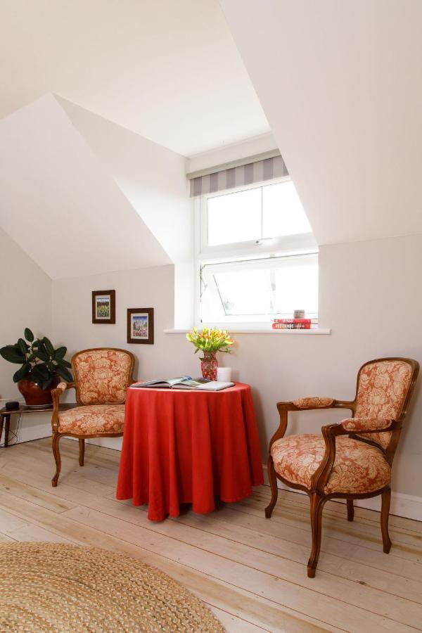 Woodfield Wellbeing Appartement Oving Buitenkant foto